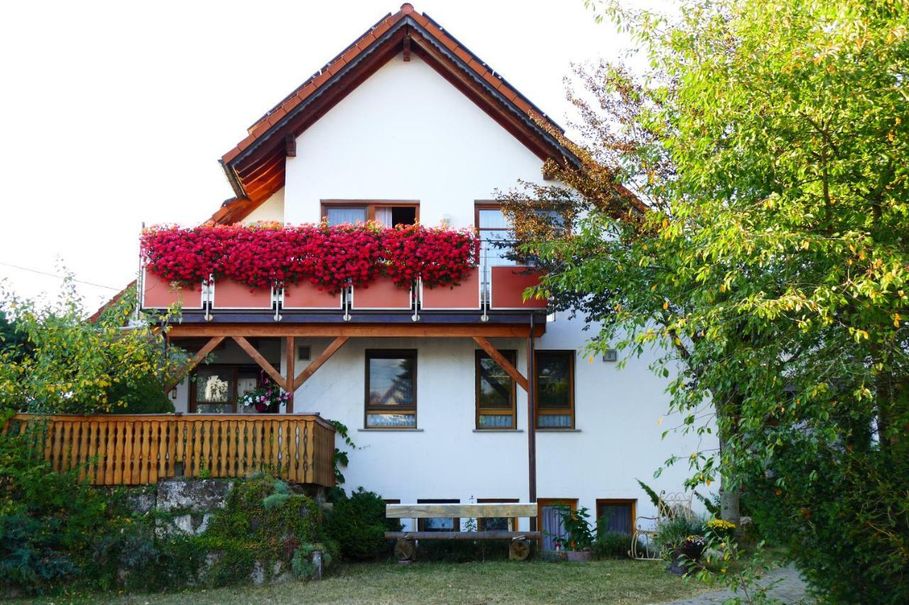 Hotel Gästezimmer Schanz-Hilbel Burladingen Exterior foto